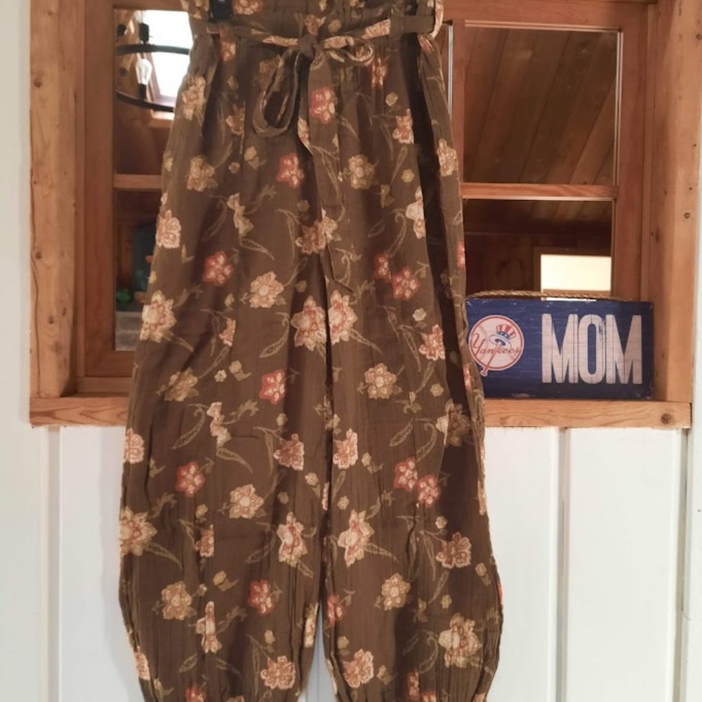 Free People In the Midnight Hour Paperbag Waist Cotton Gauze Floral Pants NWT M - Picture 4 of 10